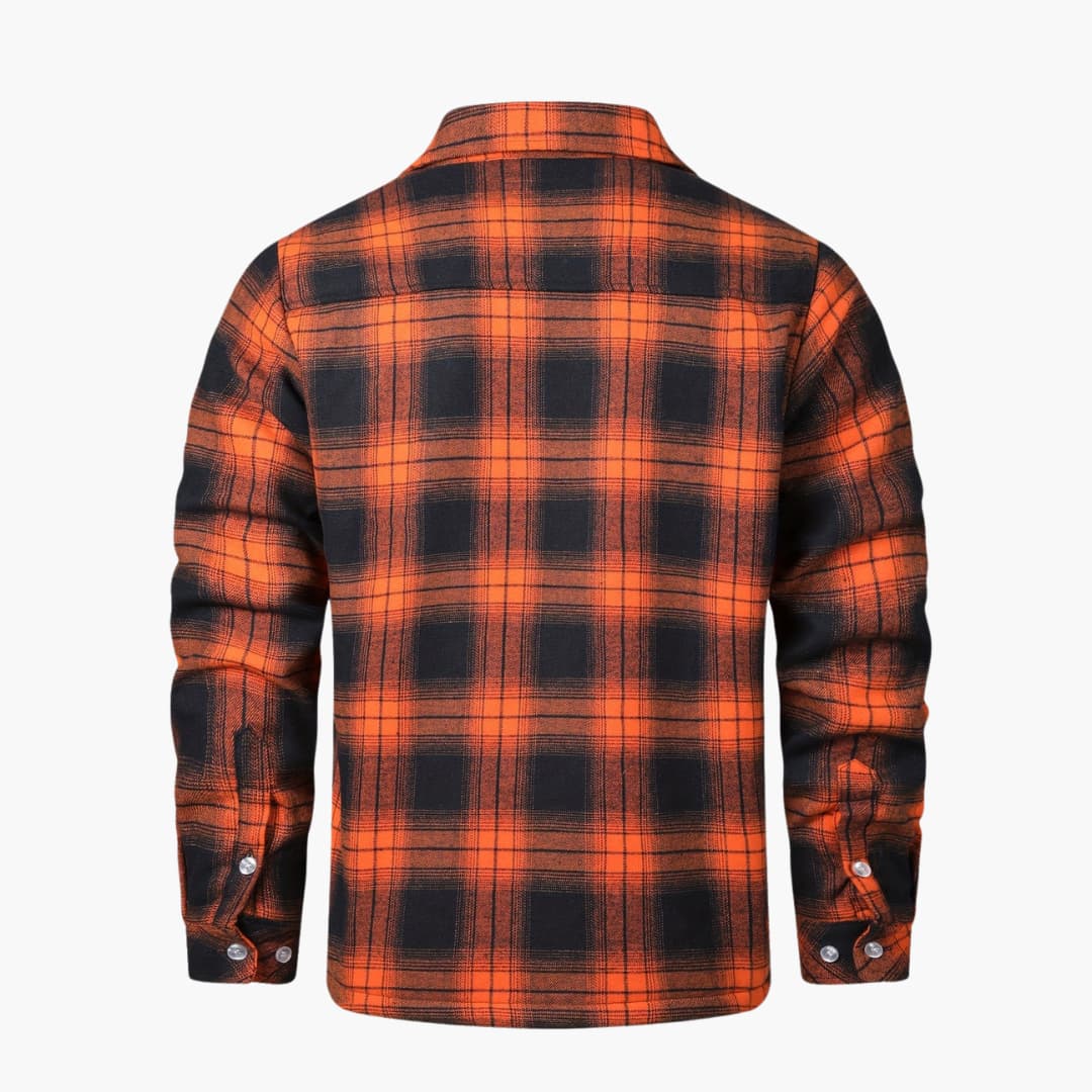 Bold Outdoor Plaid Jacket - Stylish Comfort for Adventurers