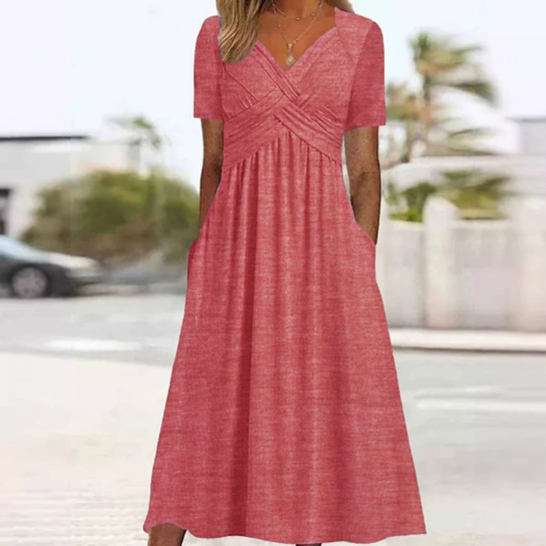 Adrianna Maxi Dress - Flattering Fit for Elegant Summer Outings