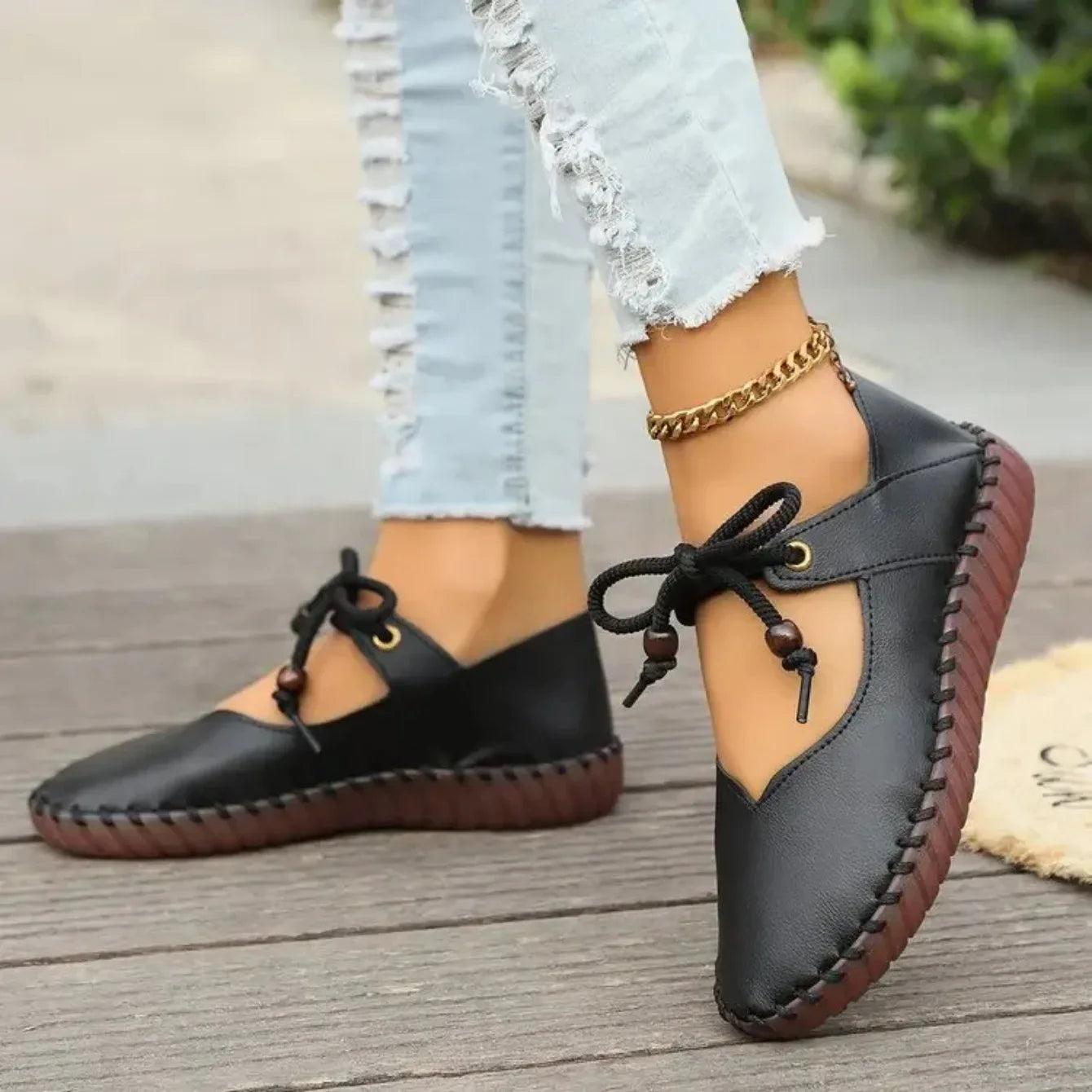 Elara Black Flats - Cloud-Like Comfort & Breathable Vegan Leather