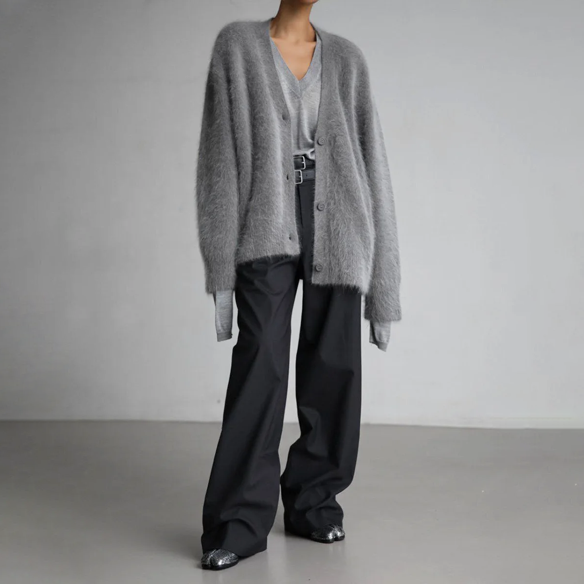 Dahlia™ Long Black Cardigan - Ultimate Comfort & Timeless Style for Women