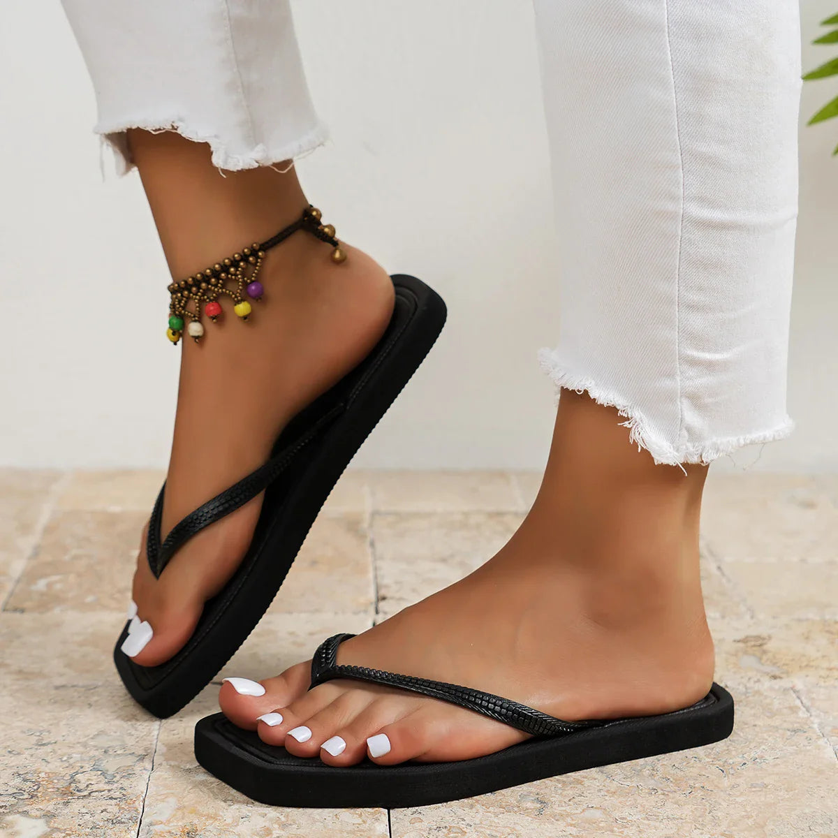 Yaline Elegant Sandals for Women - All-Day Comfort & Chic Style