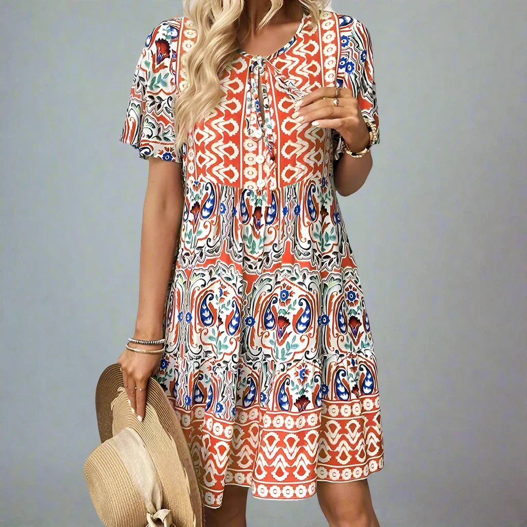 Summer dress with trendy print