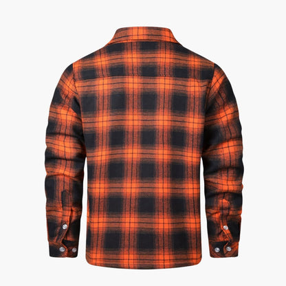 Bold Outdoor Plaid Jacket - Stylish Comfort for Adventurers