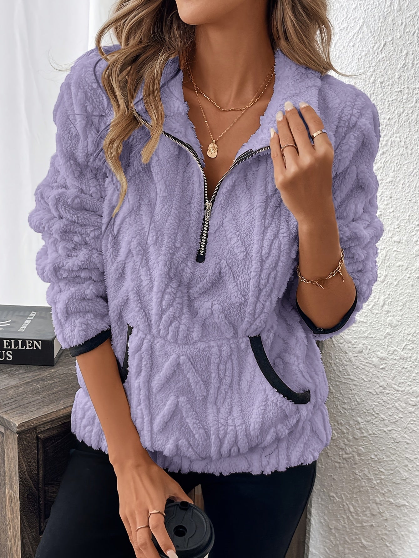 Ava – Fuzzy Sweatshirt with Lapel Collar and Zipper Detail