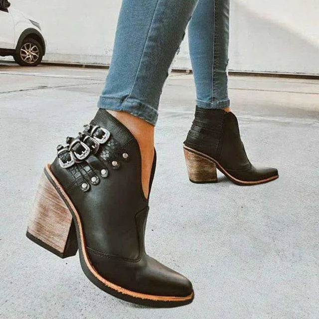 Black Leather Boots - Timeless Comfort & Versatile Style for Men