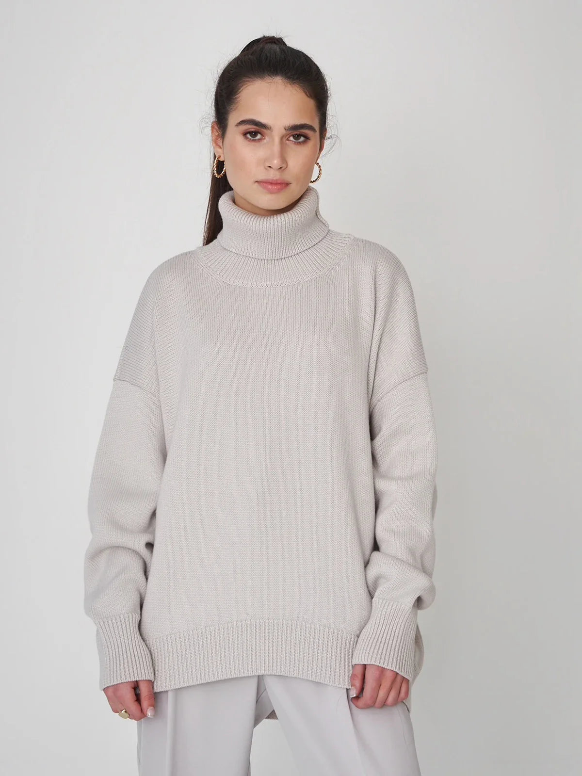 Aurelia – Lightweight Cozy Sweater