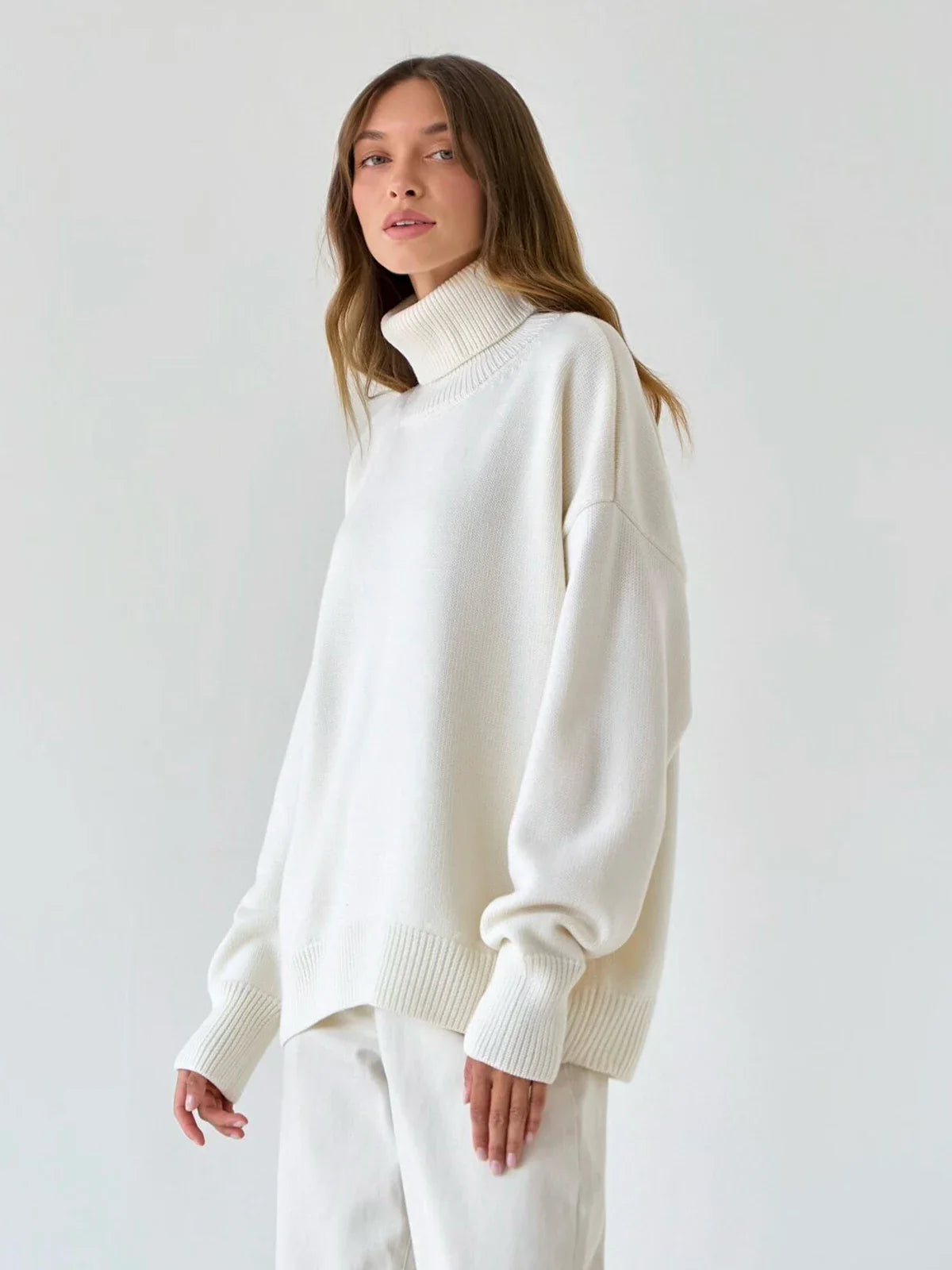 Aurelia – Lightweight Cozy Sweater