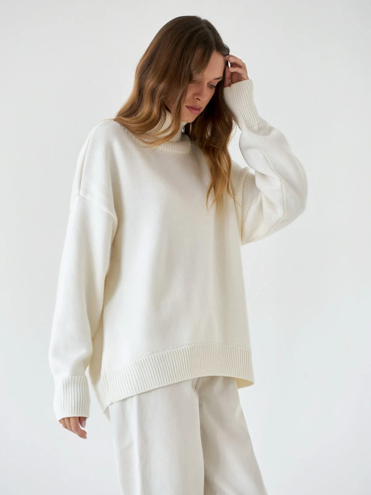 Aurelia – Lightweight Cozy Sweater