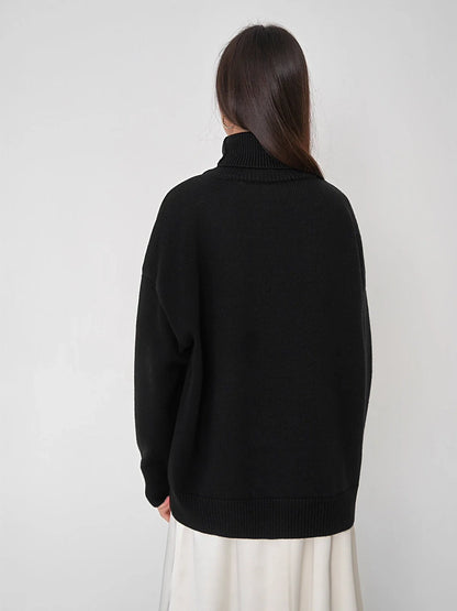 Aurelia – Lightweight Cozy Sweater