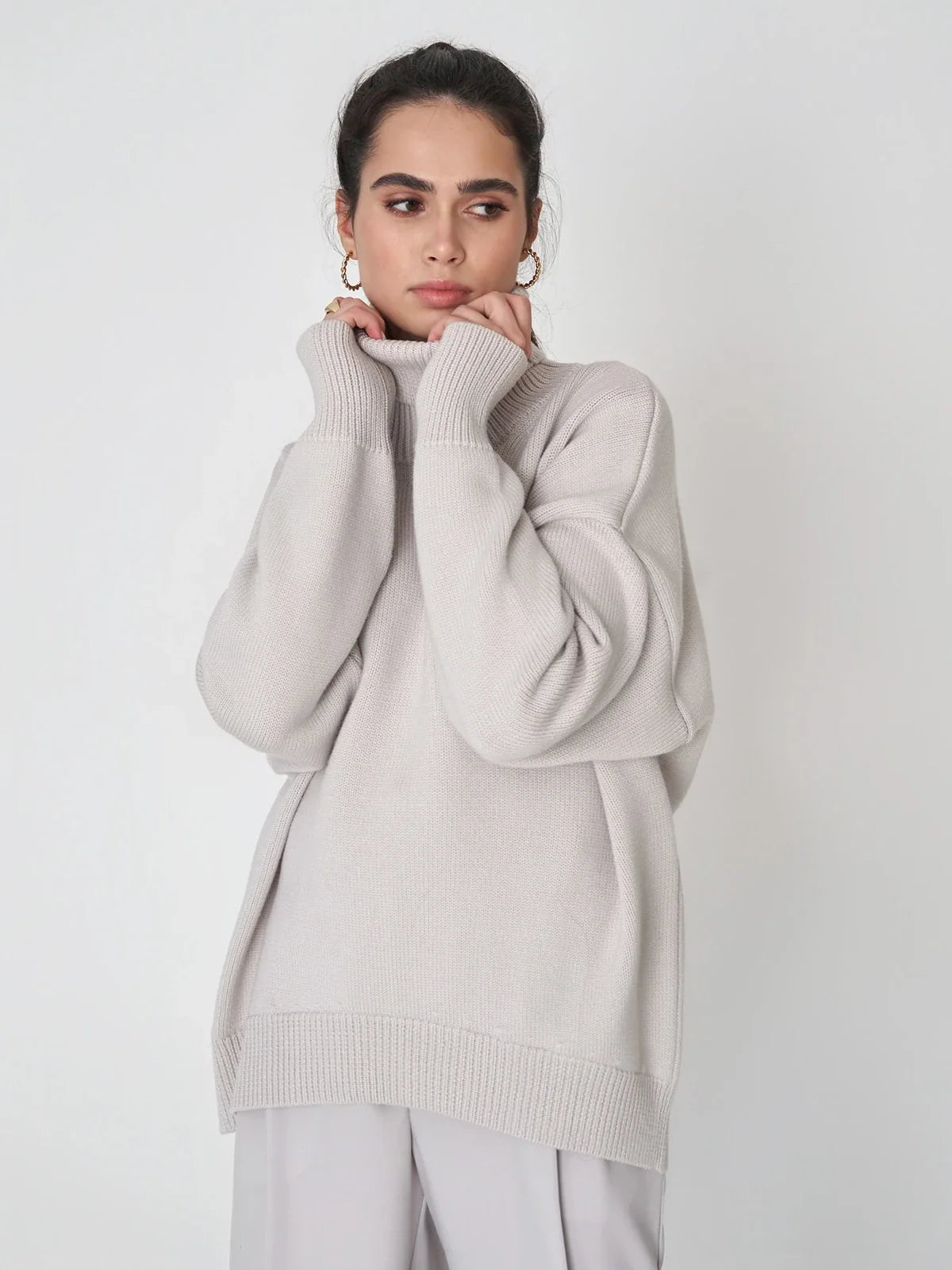 Aurelia – Lightweight Cozy Sweater