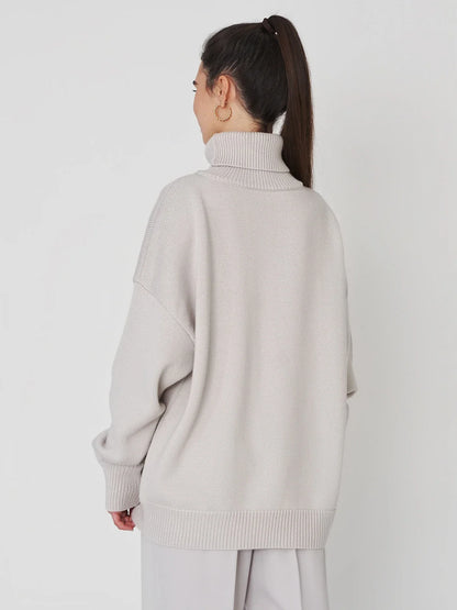 Aurelia – Lightweight Cozy Sweater