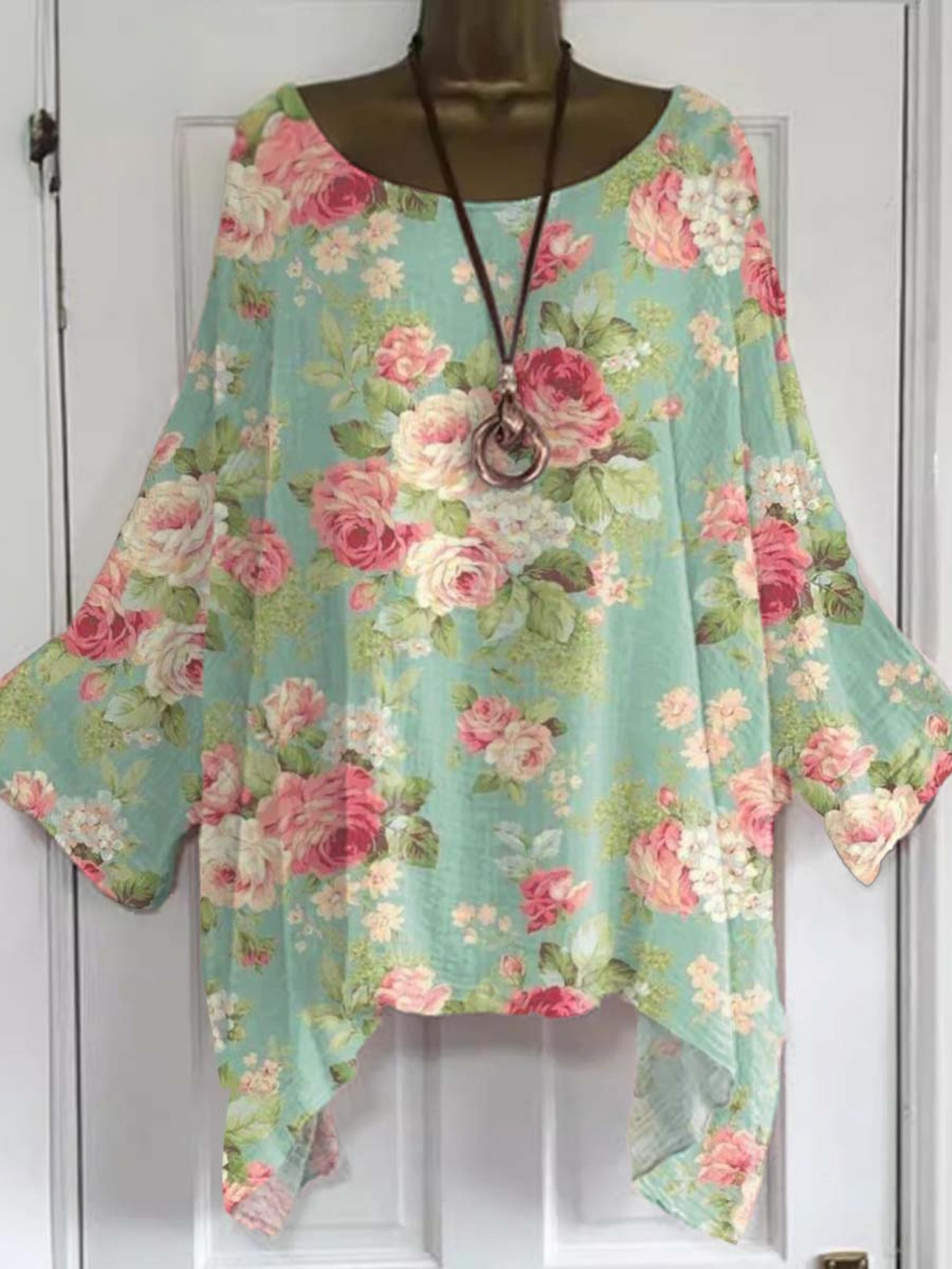 Women's Floral Top - Comfortable Blouse for Casual Elegance
